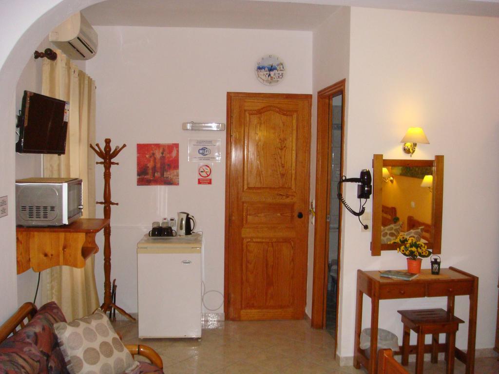 Boussetil Rooms Capanmat Wyspa Wyspa Tinos Zewnętrze zdjęcie