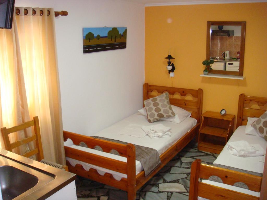 Boussetil Rooms Capanmat Wyspa Wyspa Tinos Zewnętrze zdjęcie